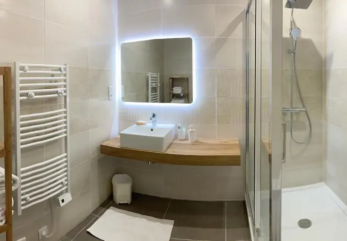 Les Portes Du Soleil Bed & Breakfast